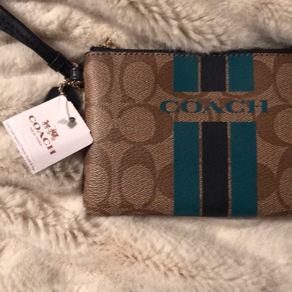 Coach wristlet - Picture 2 of 3